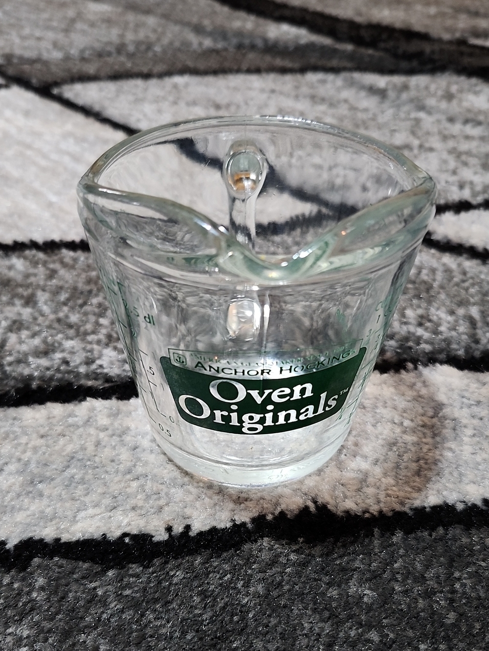 VINTAGE ANCHOR HOCKING OVEN ORIGINALS GREEN ONE-CUP MEASURING CUP